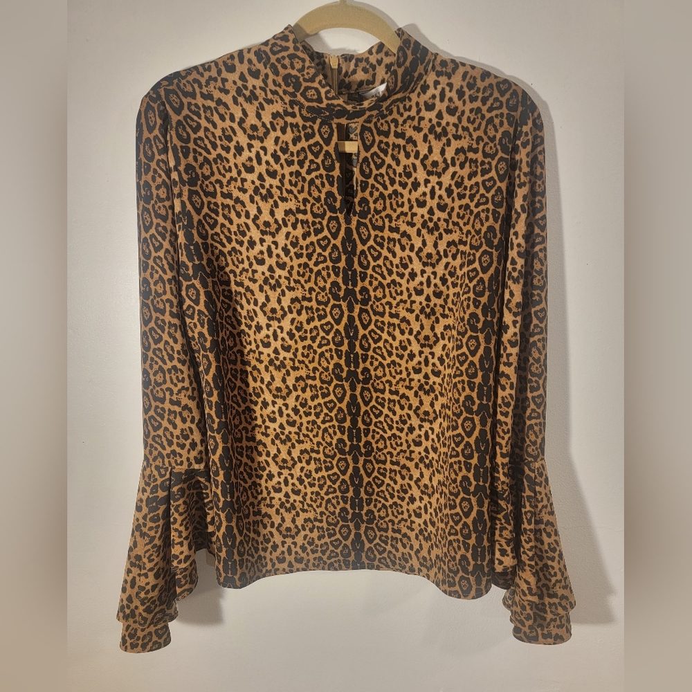 Animal print top